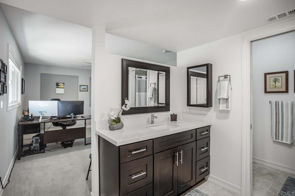 2203 Cameo Road