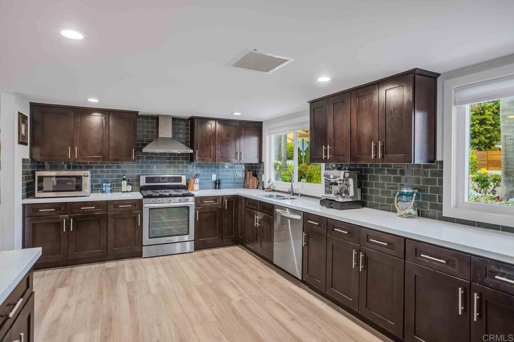 2203 Cameo Road