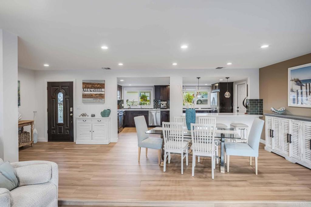 2203 Cameo Road