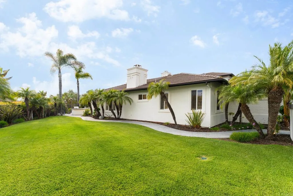 7949 Sitio Redonda