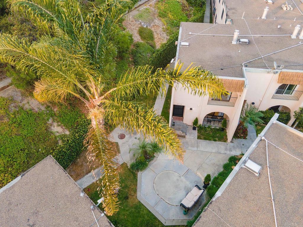 2136 Oceanside Boulevard