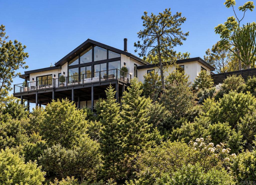 2115 Encinitas Boulevard