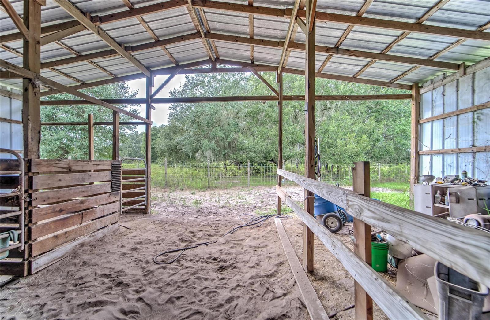 19320 GRANGE HALL LOOP