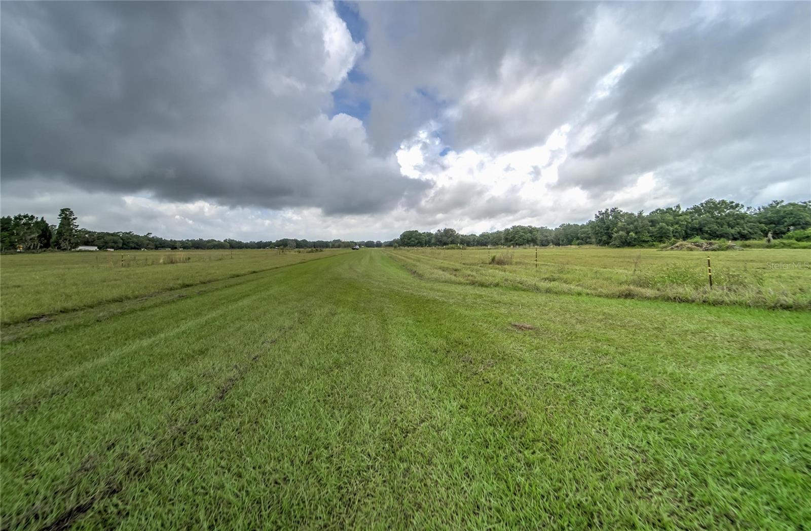 19320 GRANGE HALL LOOP