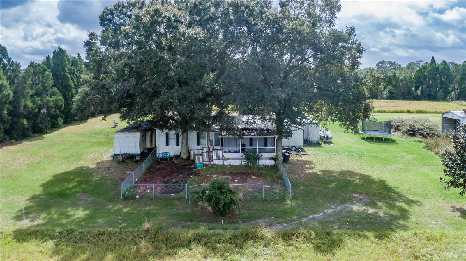 19320 GRANGE HALL LOOP