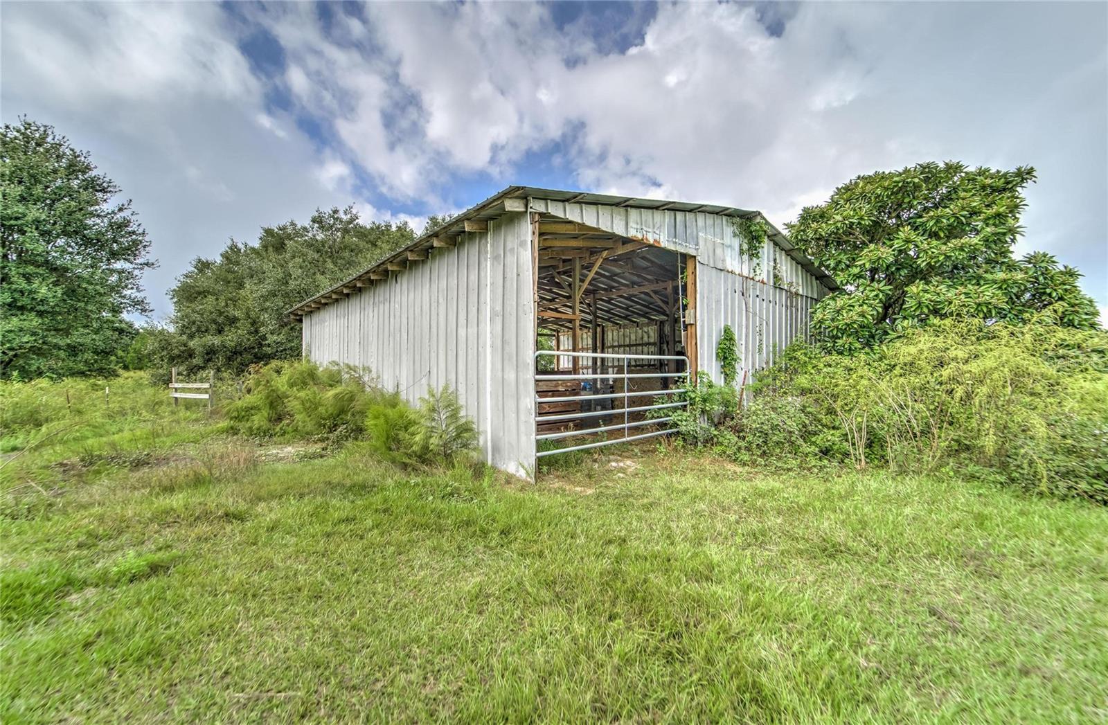 19320 GRANGE HALL LOOP