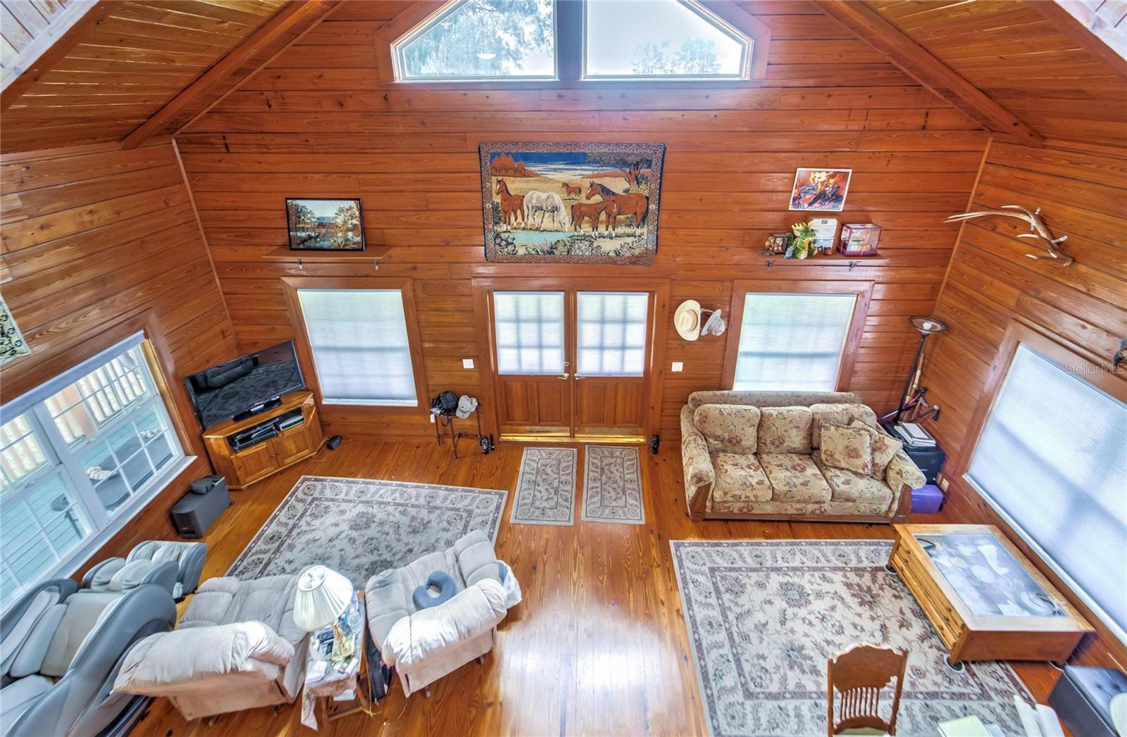 19320 GRANGE HALL LOOP