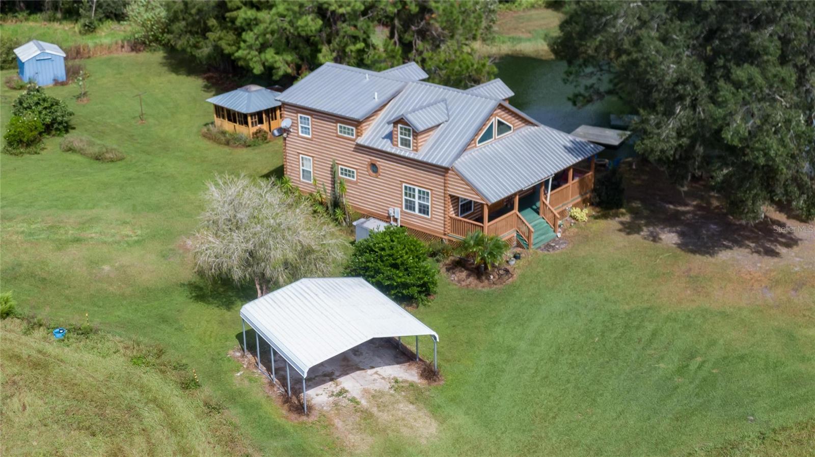 19320 GRANGE HALL LOOP