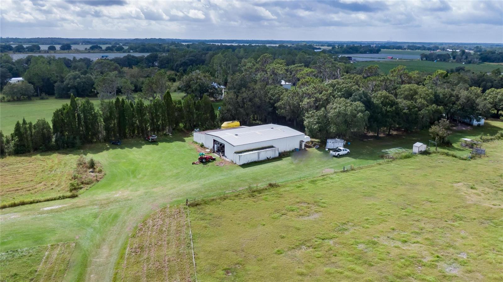 19320 GRANGE HALL LOOP