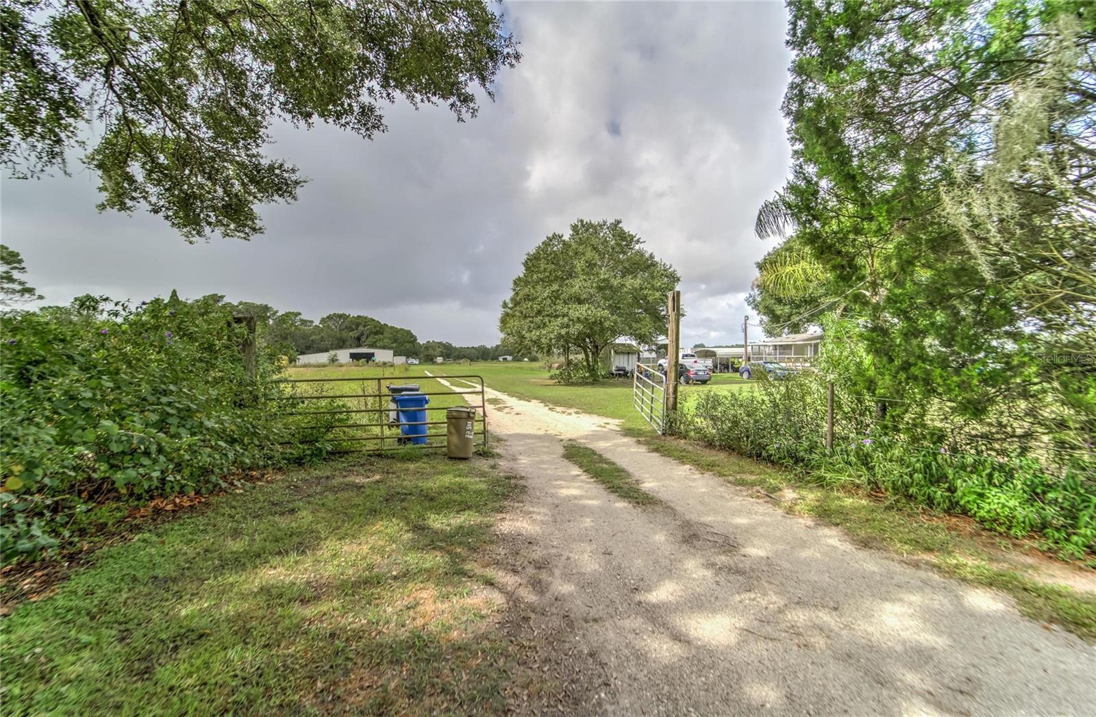 19320 GRANGE HALL LOOP