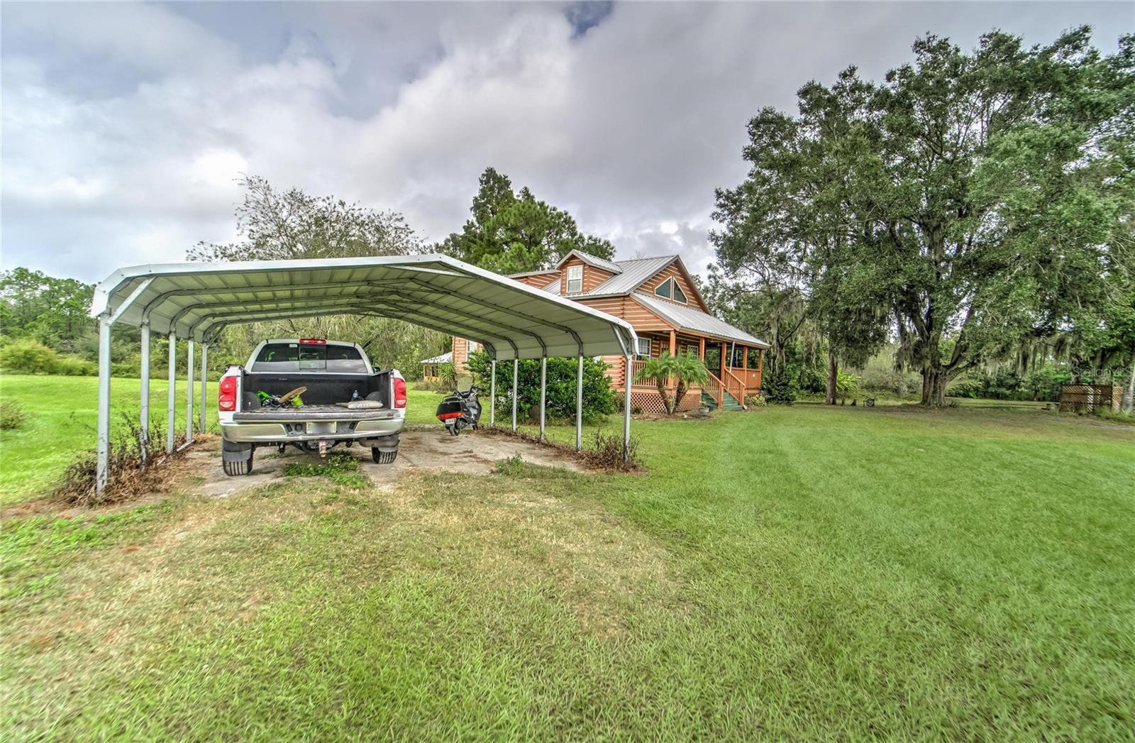 19320 GRANGE HALL LOOP