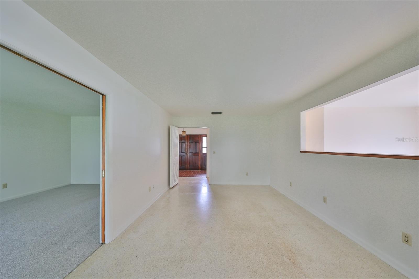 10902 CARROLLWOOD DR