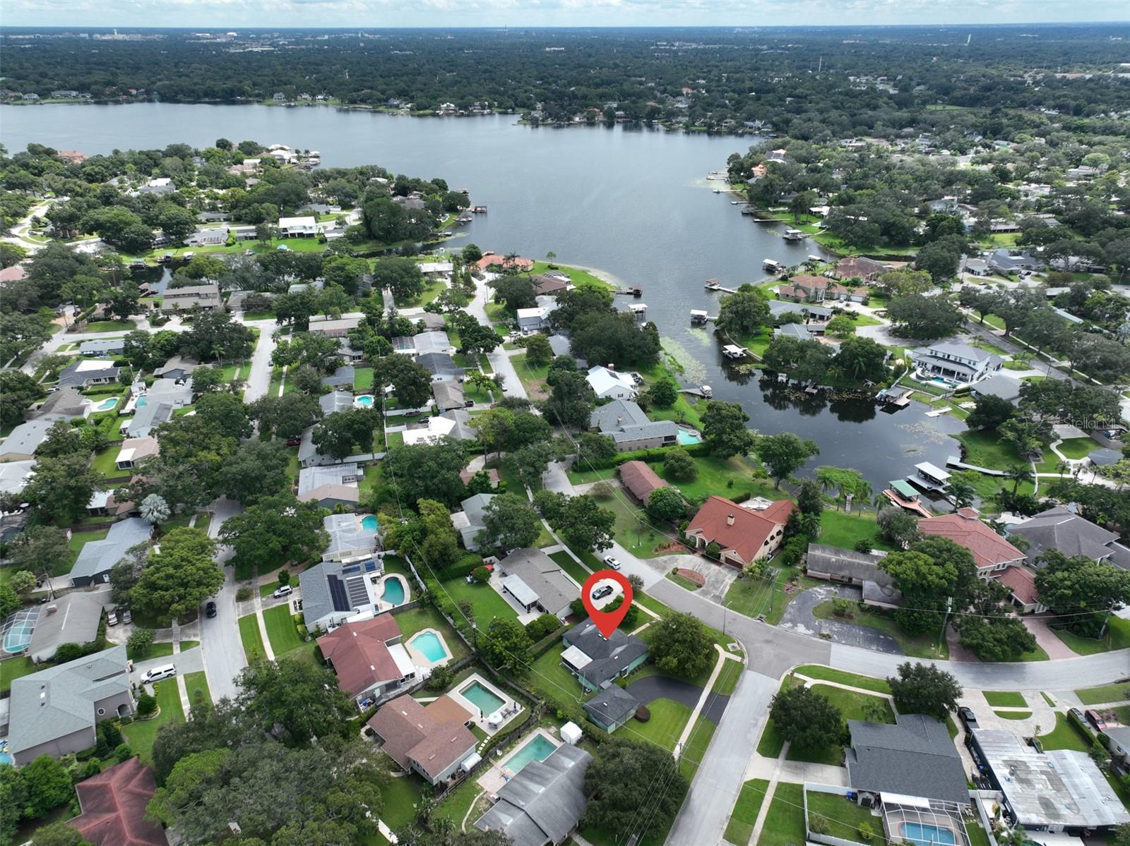 10902 CARROLLWOOD DR
