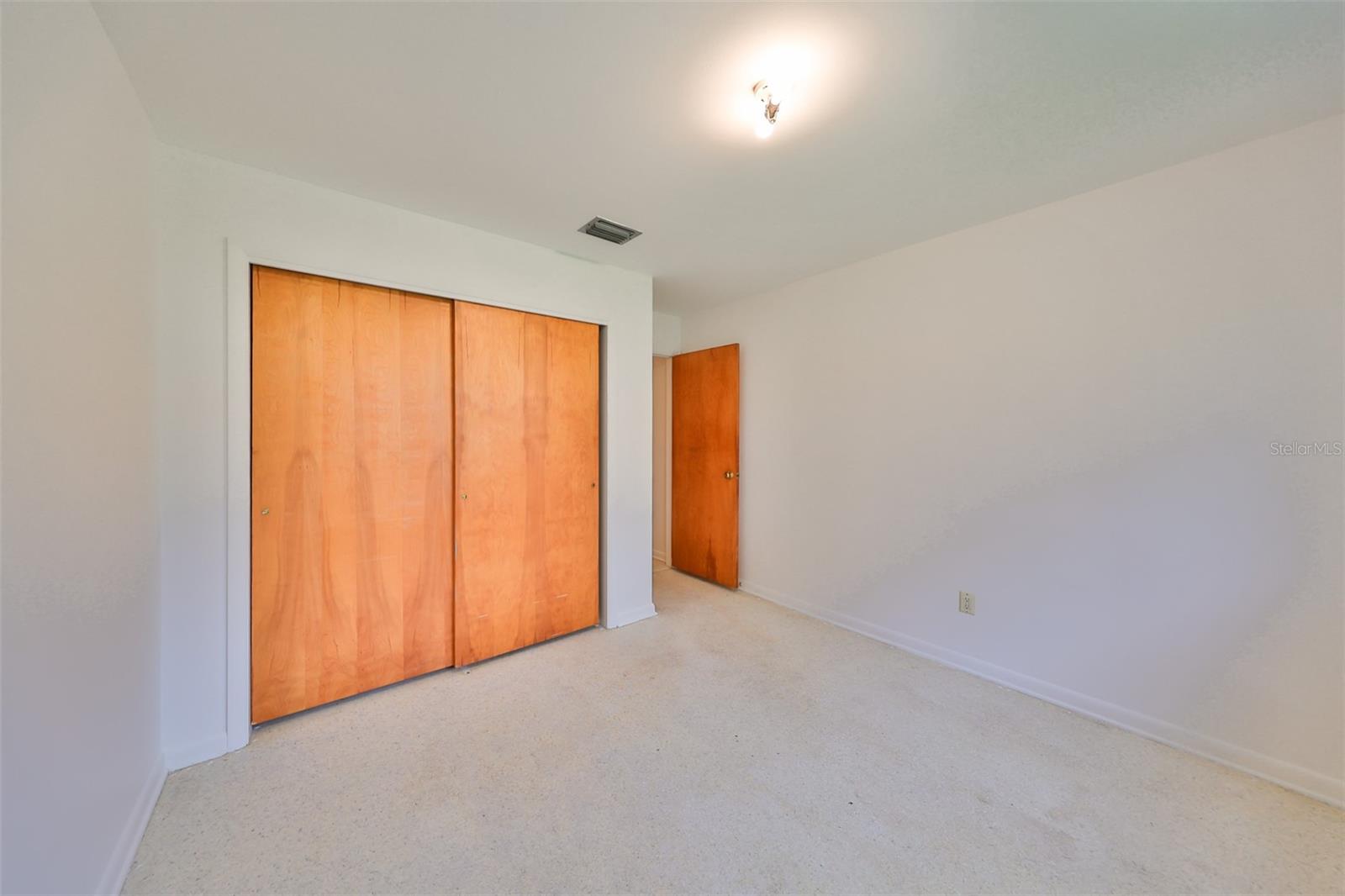 10902 CARROLLWOOD DR
