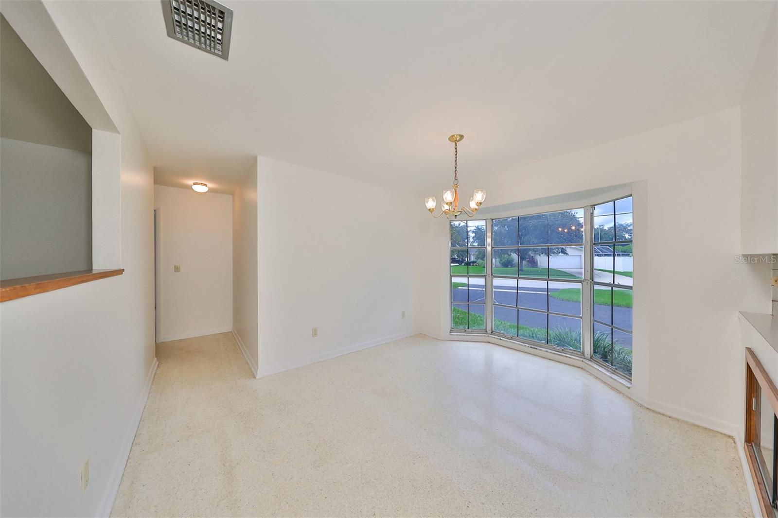 10902 CARROLLWOOD DR