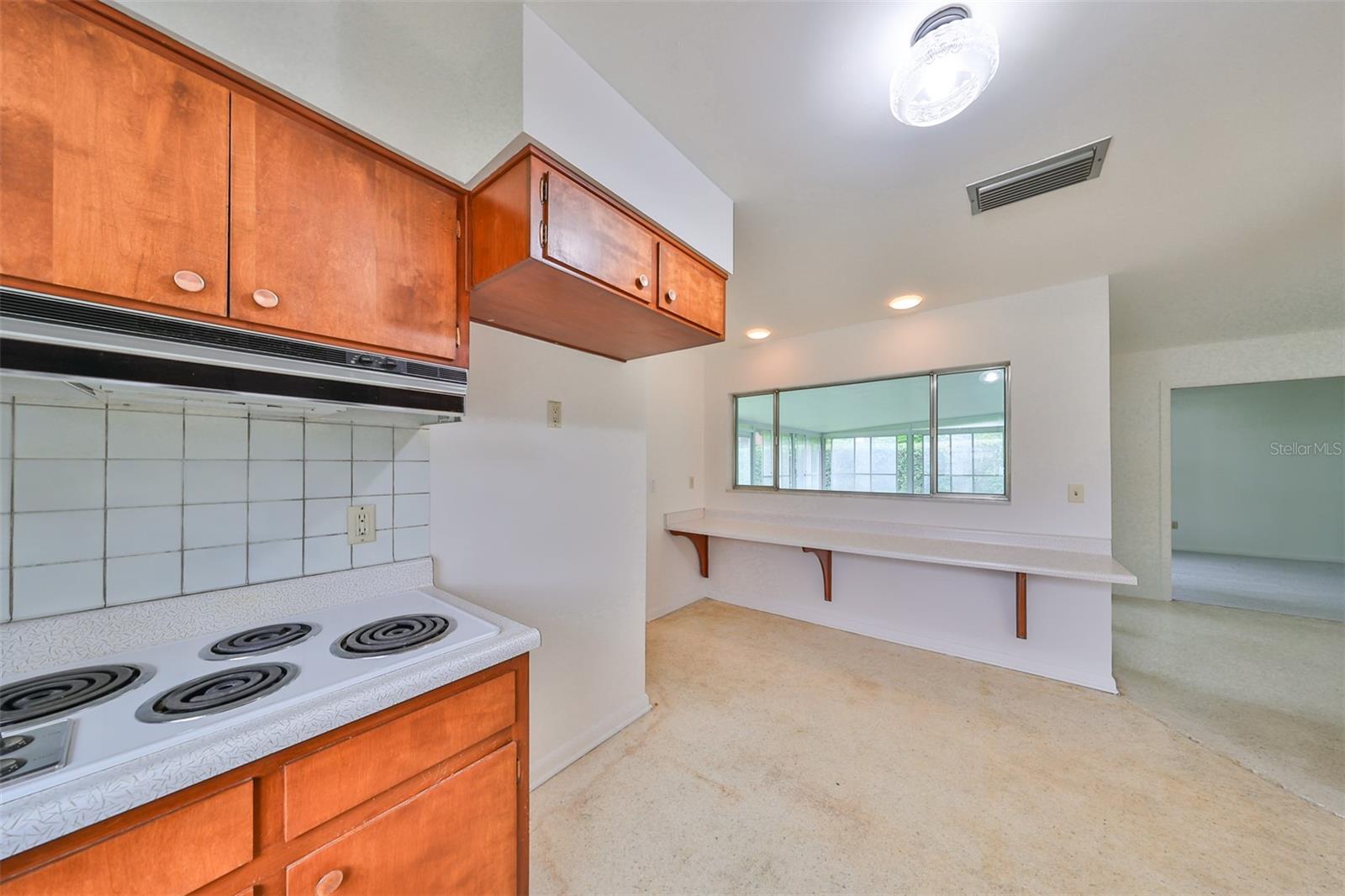 10902 CARROLLWOOD DR