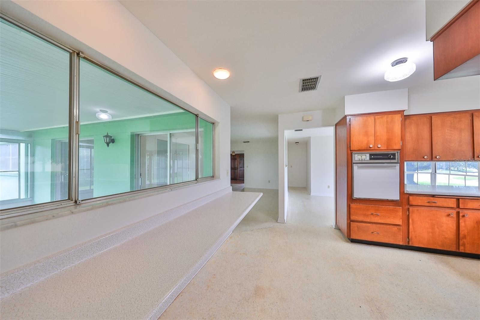 10902 CARROLLWOOD DR