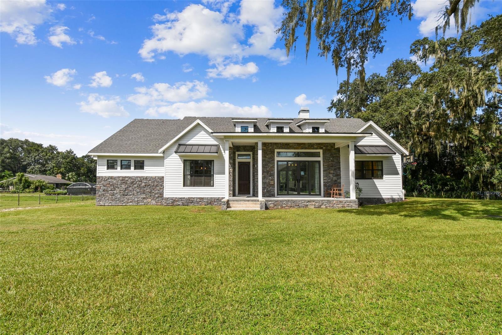3001 BEAUTIFUL CREEK LN