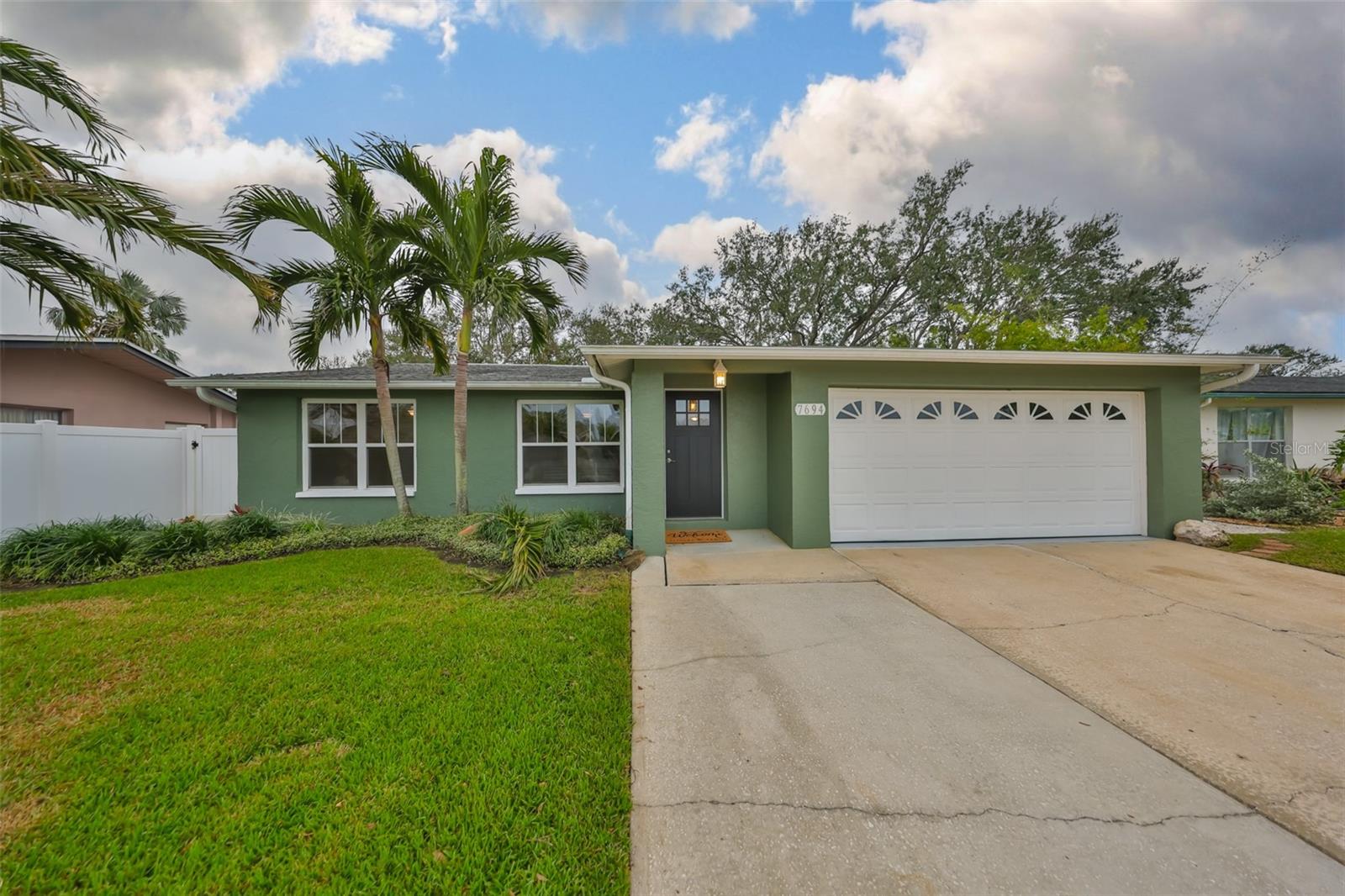 7694 EATON CT