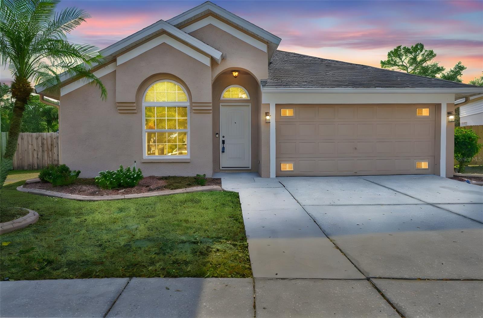 1719 SCOTCH PINE DR