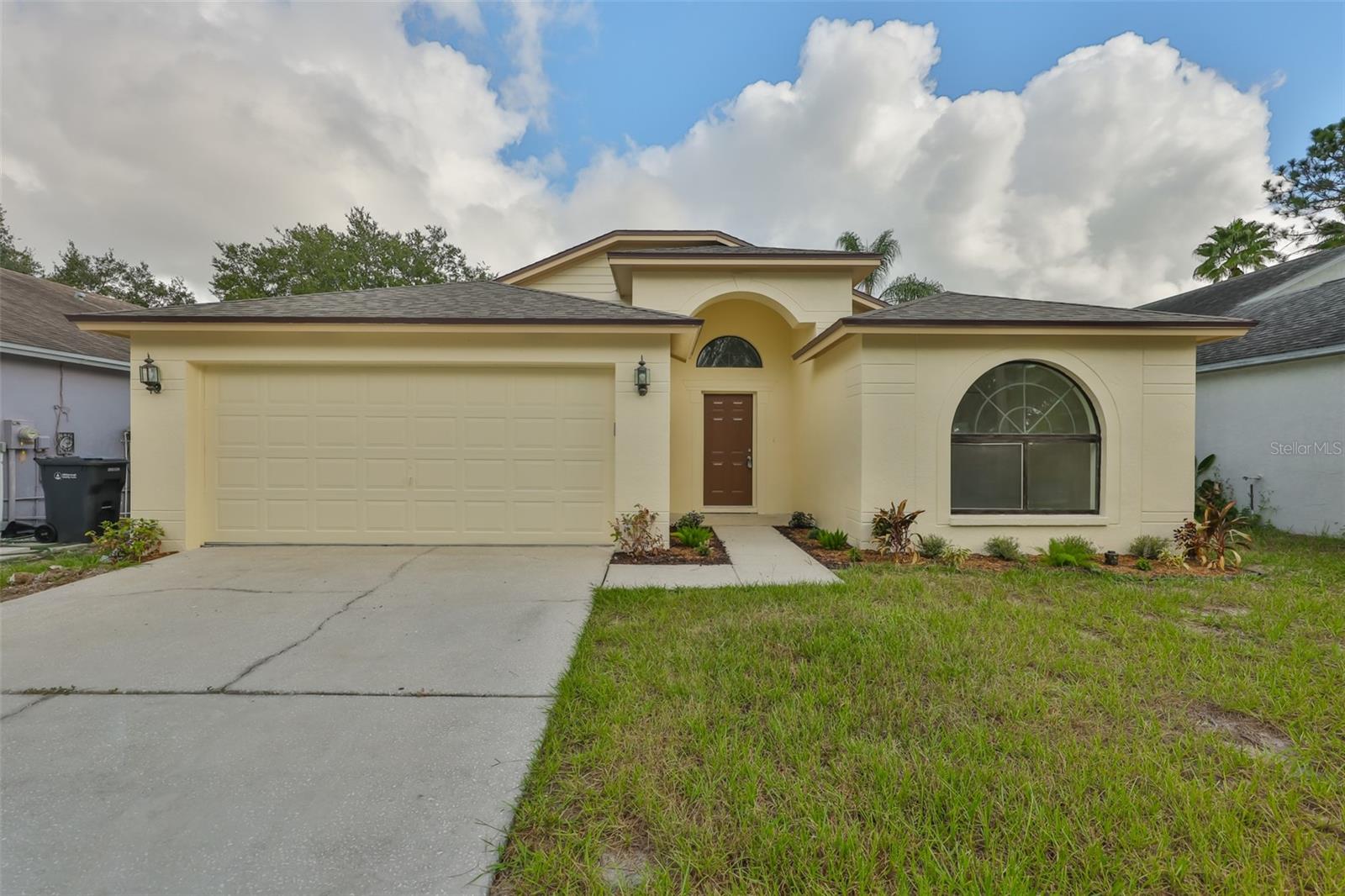 11310 BROWNSTONE CT