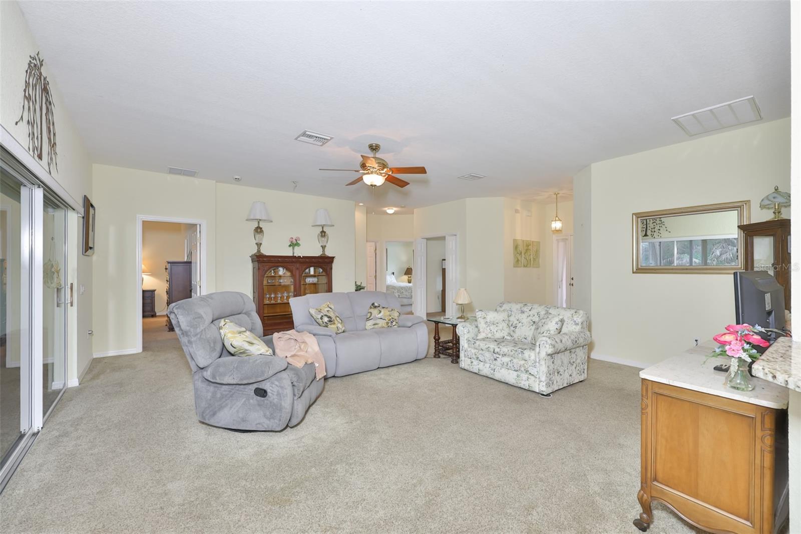 4465 STRATHMORE DR