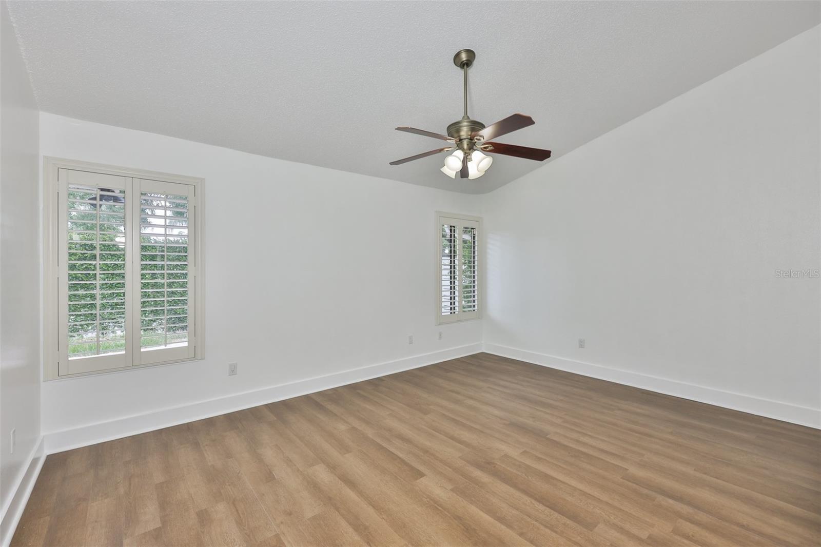 14651 VILLAGE GLEN CIR