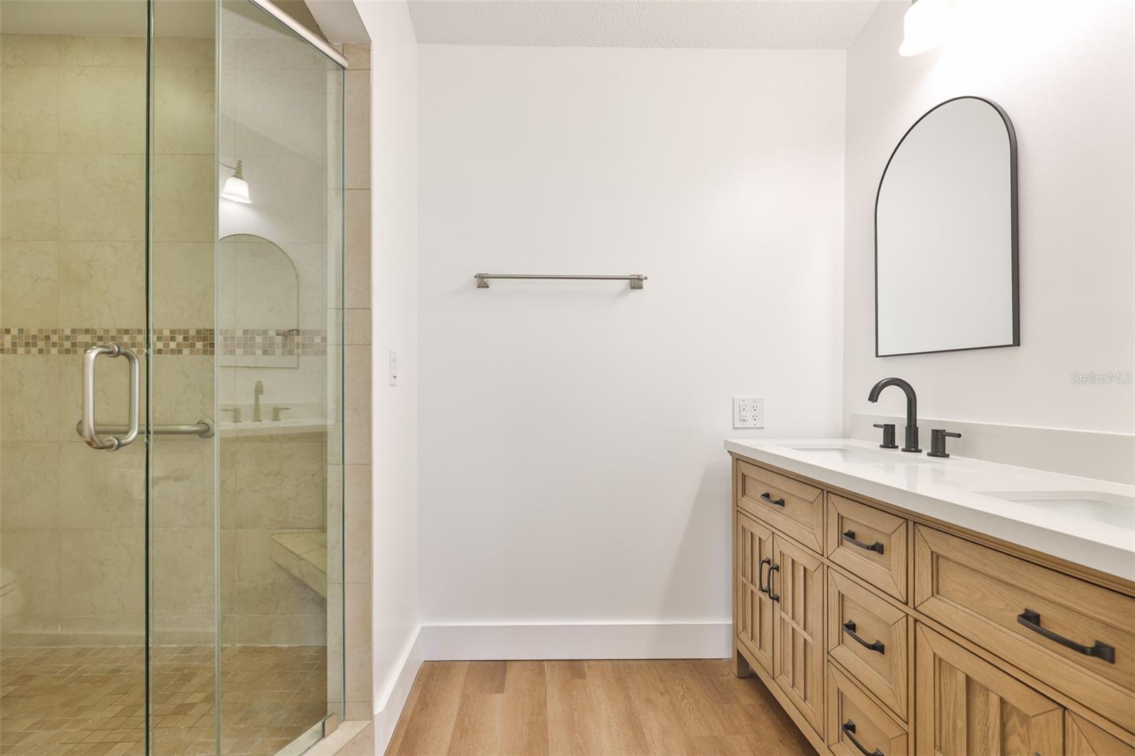 14651 VILLAGE GLEN CIR