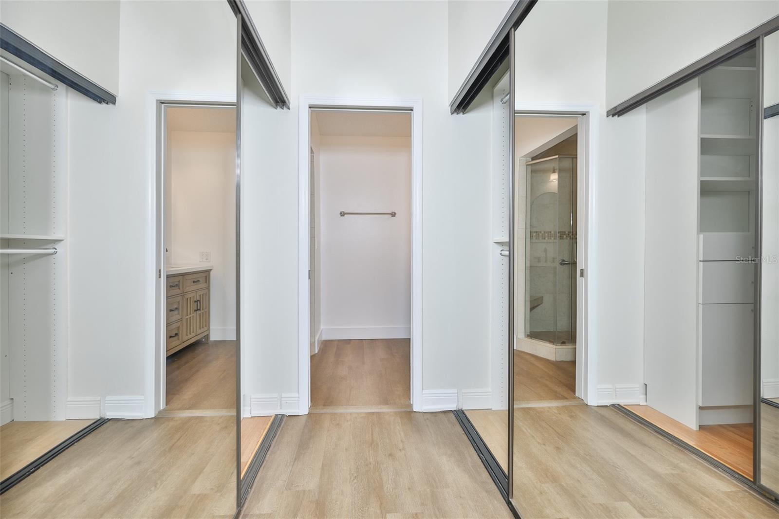 14651 VILLAGE GLEN CIR