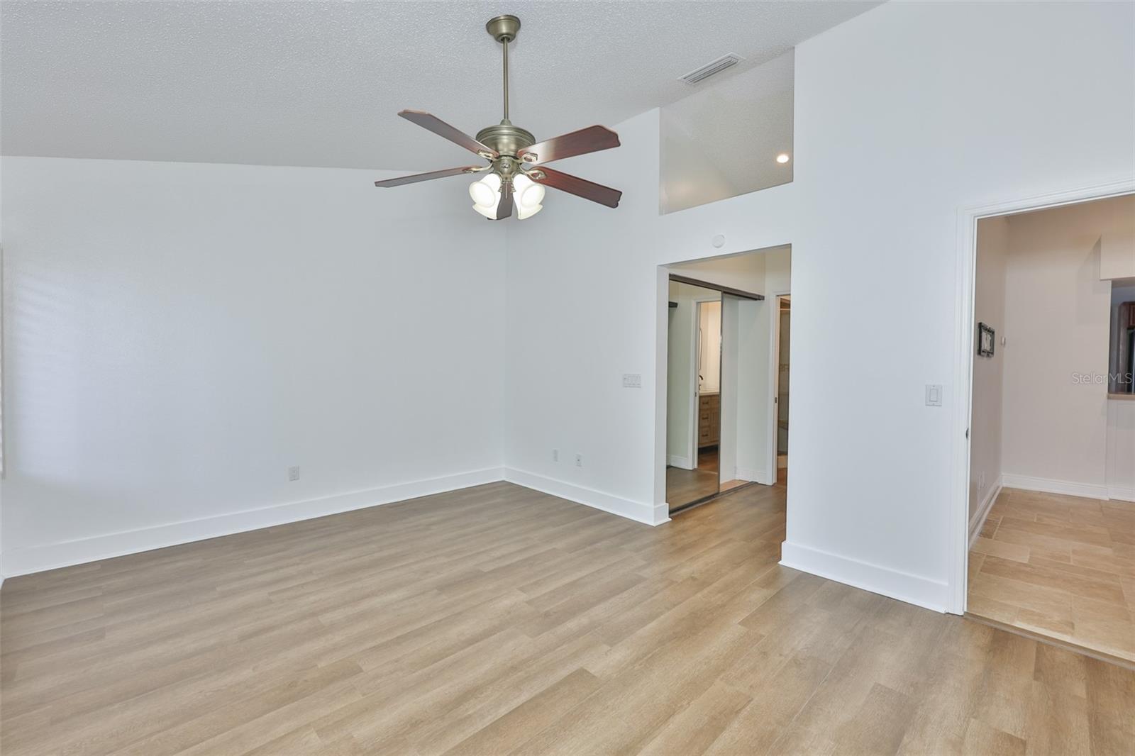 14651 VILLAGE GLEN CIR