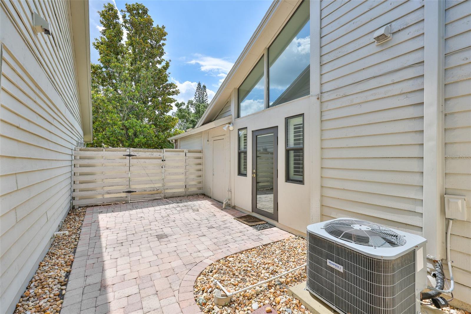 14651 VILLAGE GLEN CIR