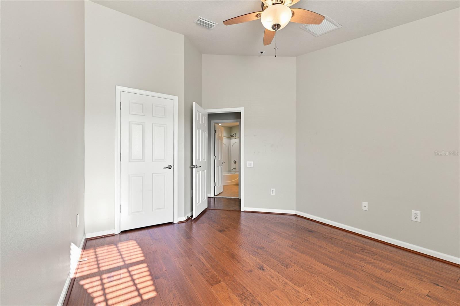 2109 WILD GRAPE PL