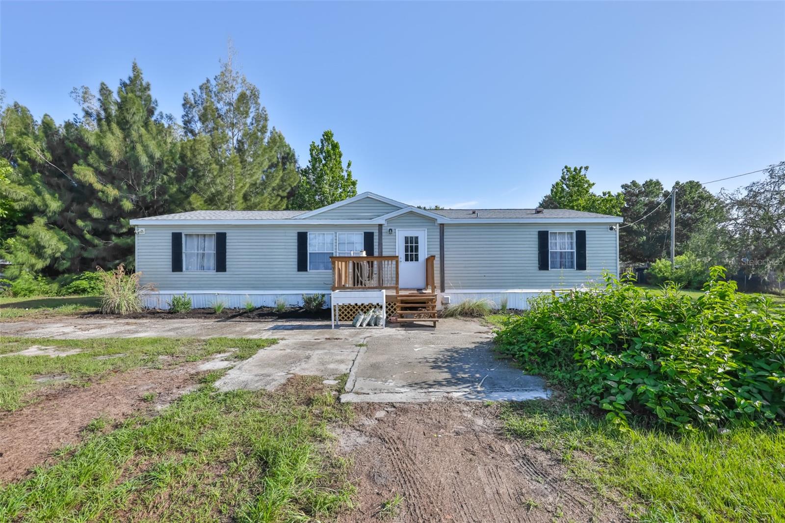 12104 GLENSHIRE DR