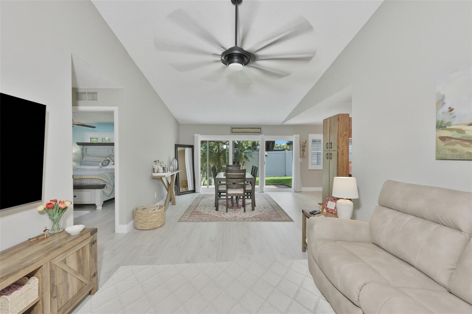 2186 MARSHALL DR #2186