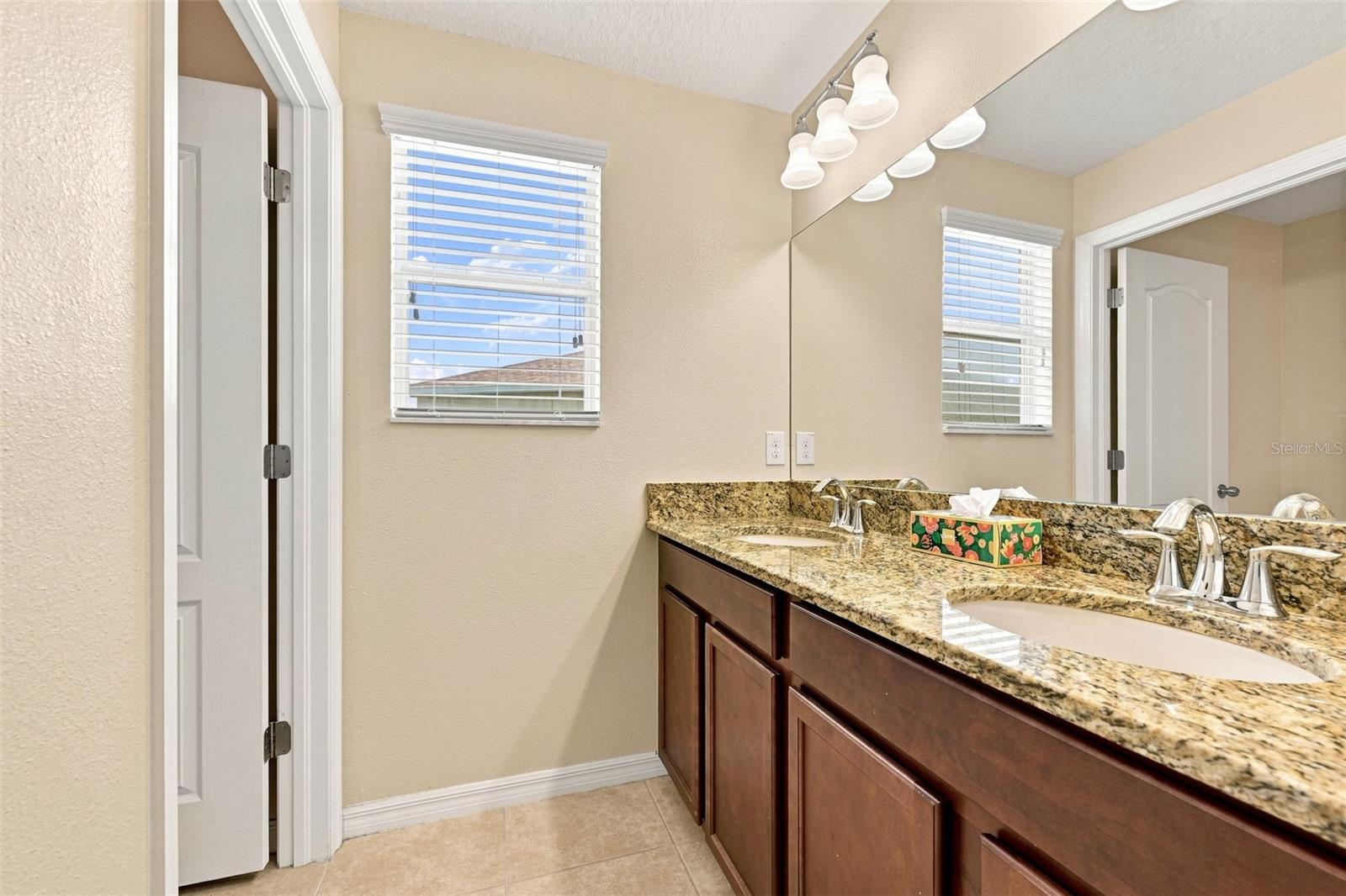 12335 BALLENTRAE FOREST DR