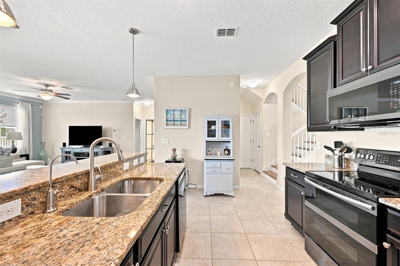 12335 BALLENTRAE FOREST DR