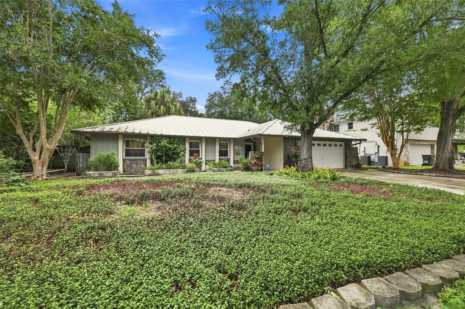 2107 W FORE DR