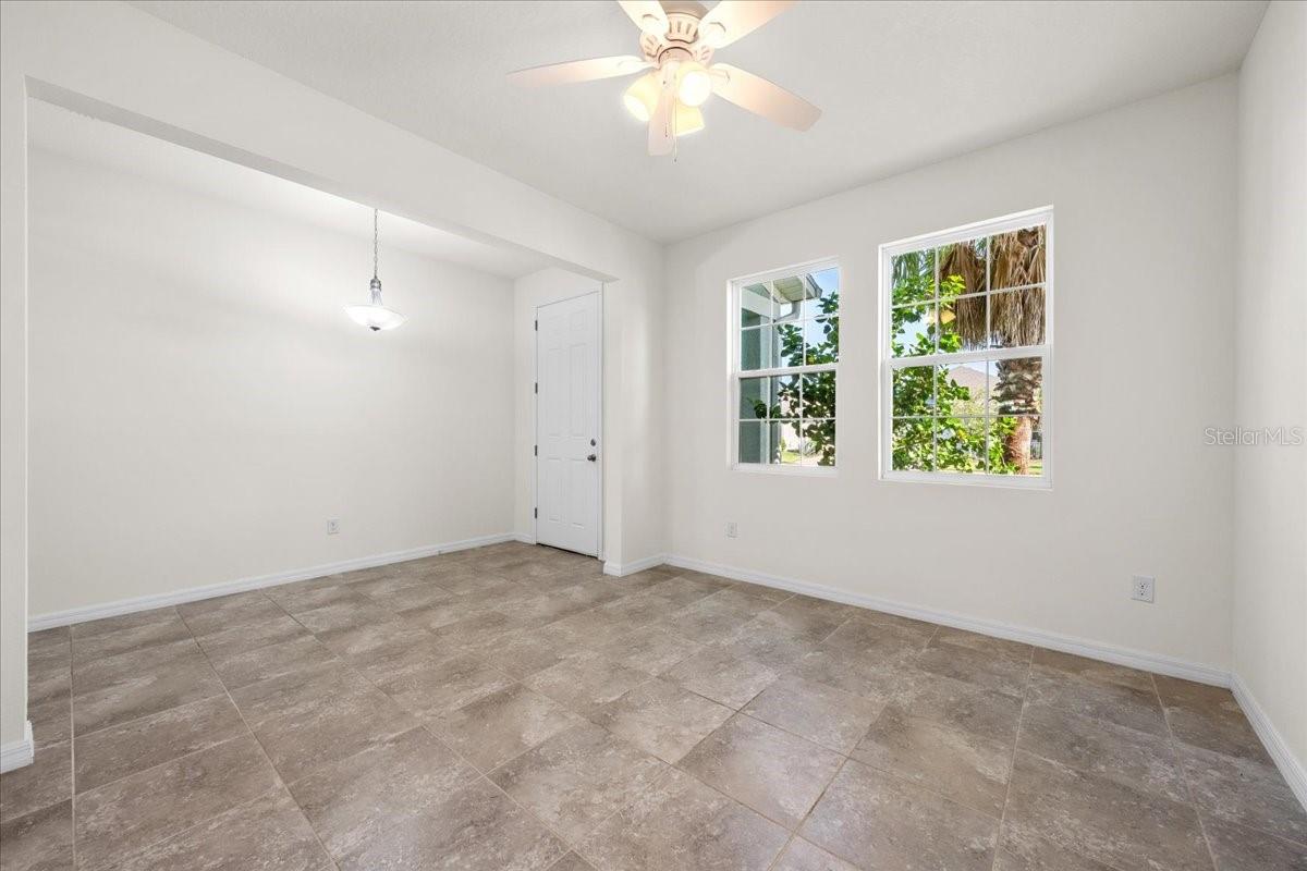 5715 HEVENA CT