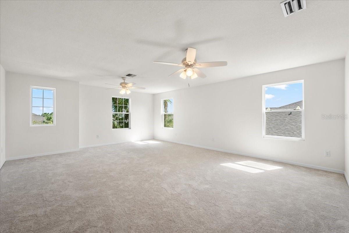 5715 HEVENA CT