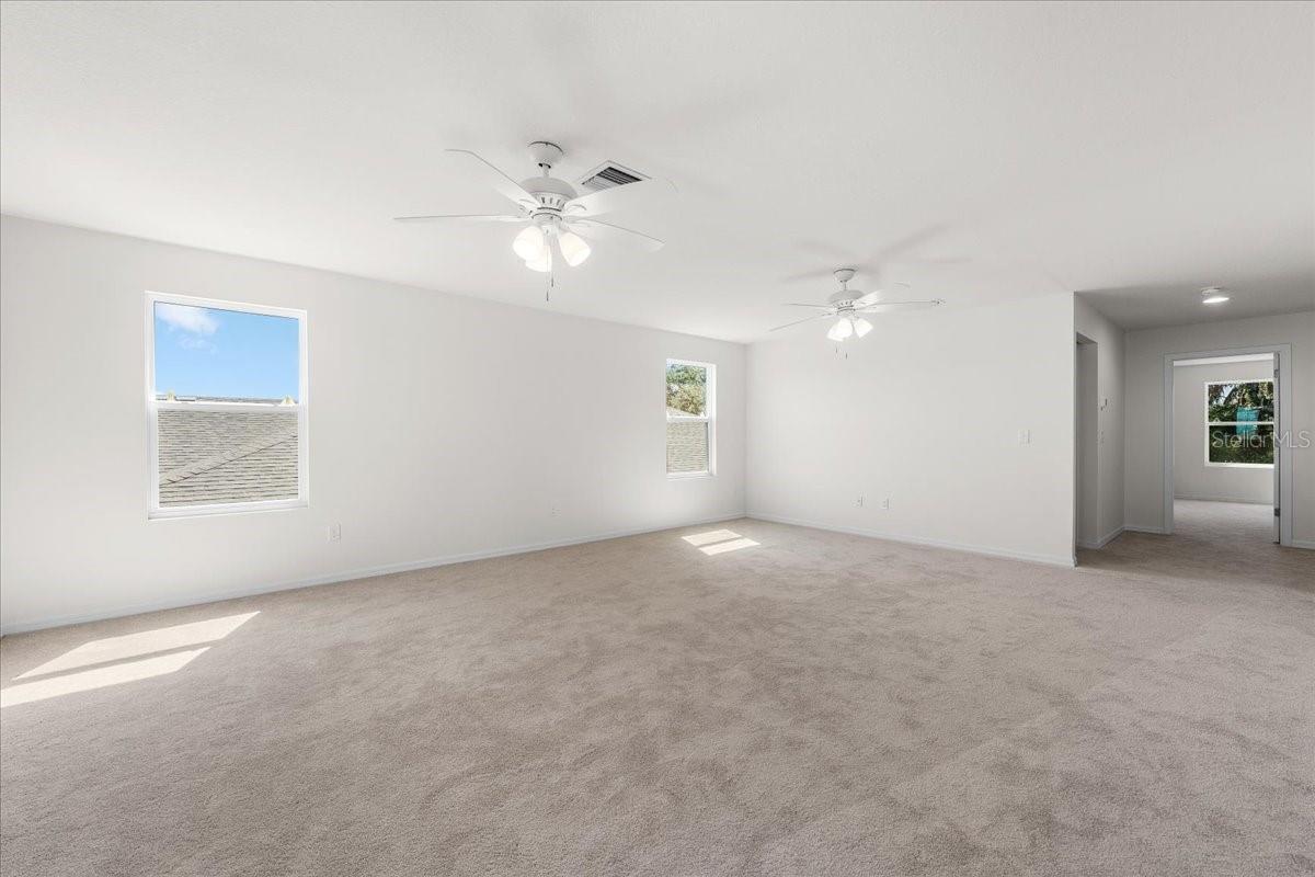5715 HEVENA CT