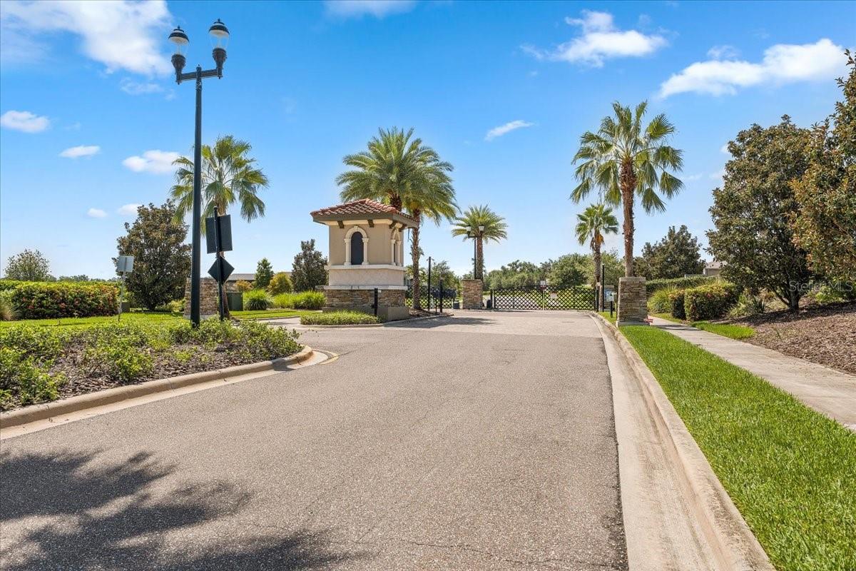 5715 HEVENA CT