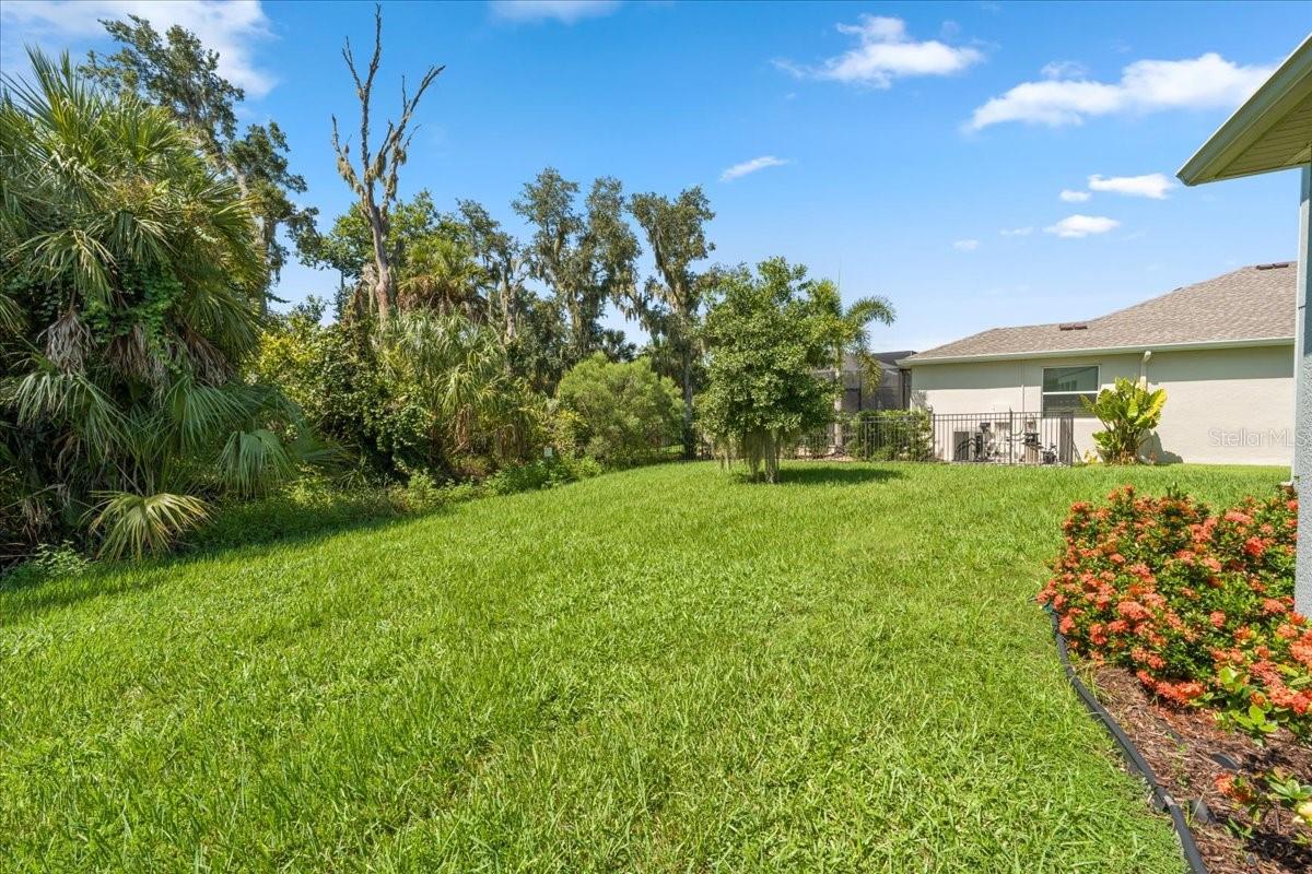 5715 HEVENA CT