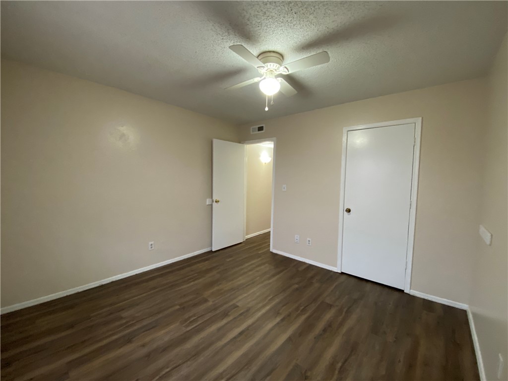 1820 W Twin Springs Street 16