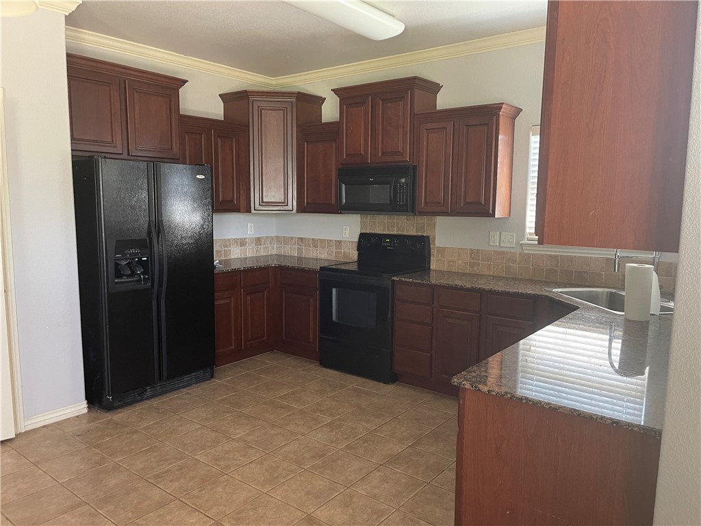 1902 SW Aspen Street