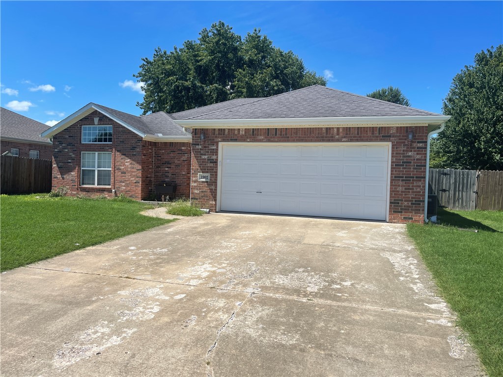 1902 SW Aspen Street