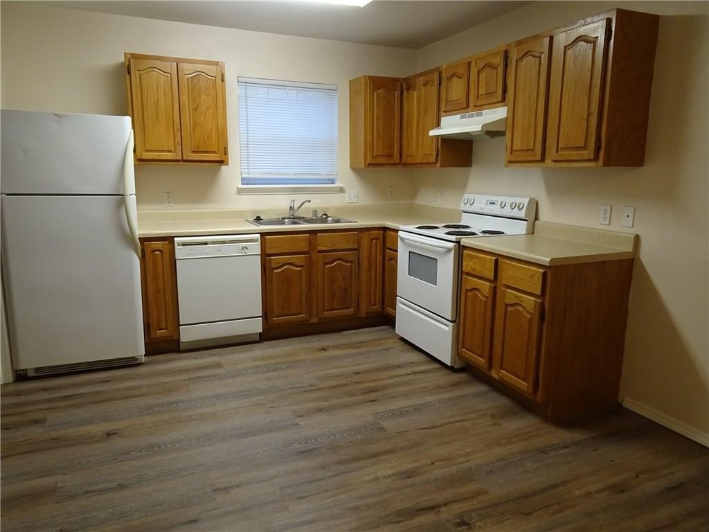 1677 W Neptune Street 6