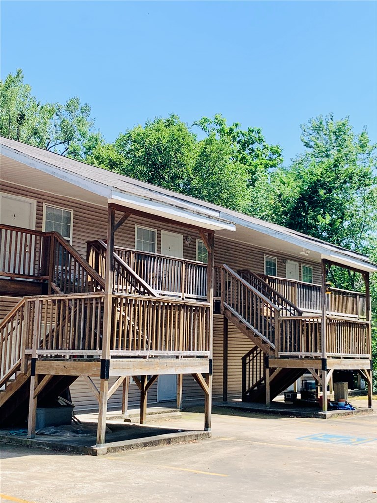 1677 W Neptune Street 6