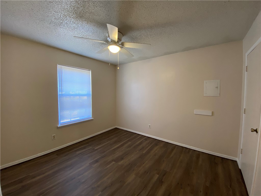 1820 W Twin Springs Street 12