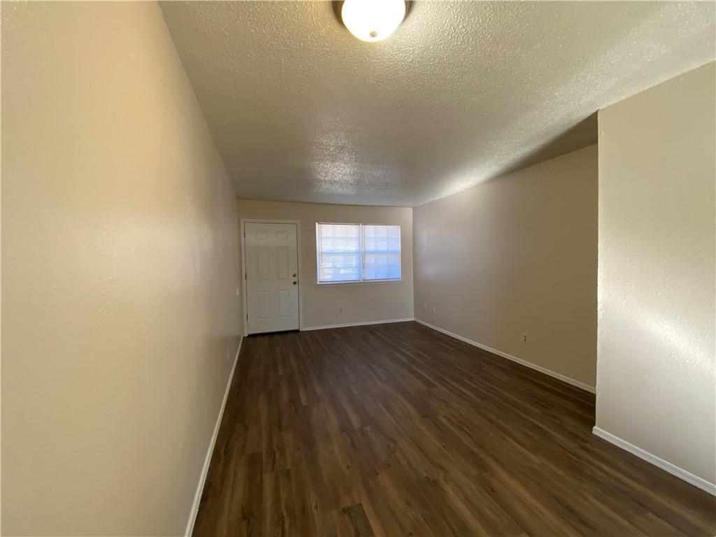 1820 W Twin Springs Street 12