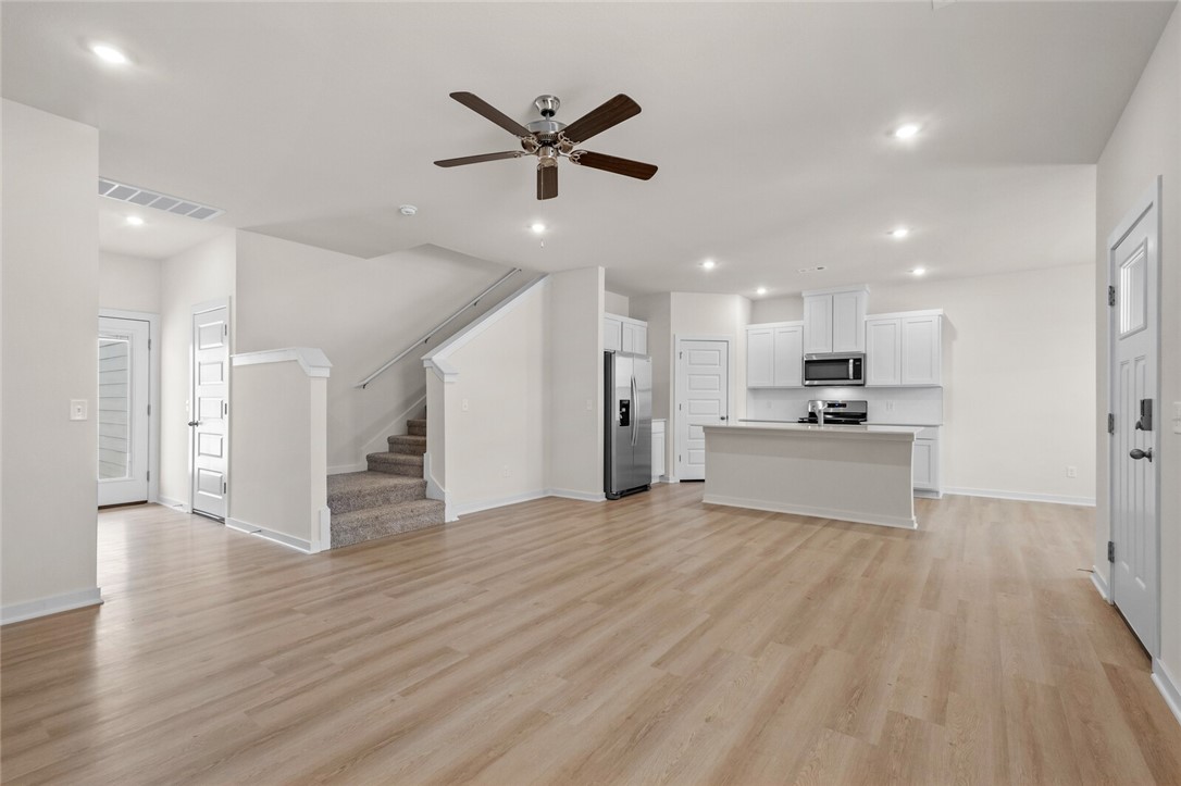 275 S Harrogate Lane